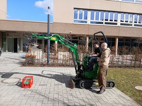 Azubi-Messe: Orientierung, Kontakte - konkrete Chancen Azubi-Messe: Orientierung, Kontakte - konkrete Chancen
