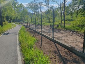 Streifenfundament mit Zaunsäulen