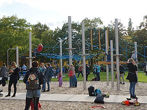 Eröffnung Lewaldplatz Seilklettern - Foto: Susanne Zimmermann