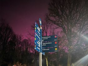 alpina baut neues Wegeleitsystem in der Wuhlheide