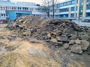 Beginn der Aufbrucharbeiten