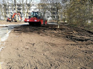 Pflanzarbeiten in Schenefeld und Hamburg Osdorf