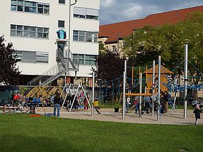 Eröffnung Lewaldplatz Spielbereich - Foto: Susanne Zimmermann