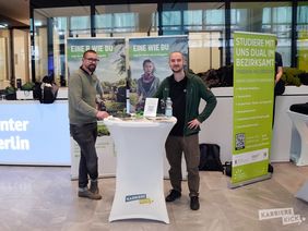 Niederlassungsleiter Daniel Heymann (links) und unser Dualer-Student Philipp Reschke