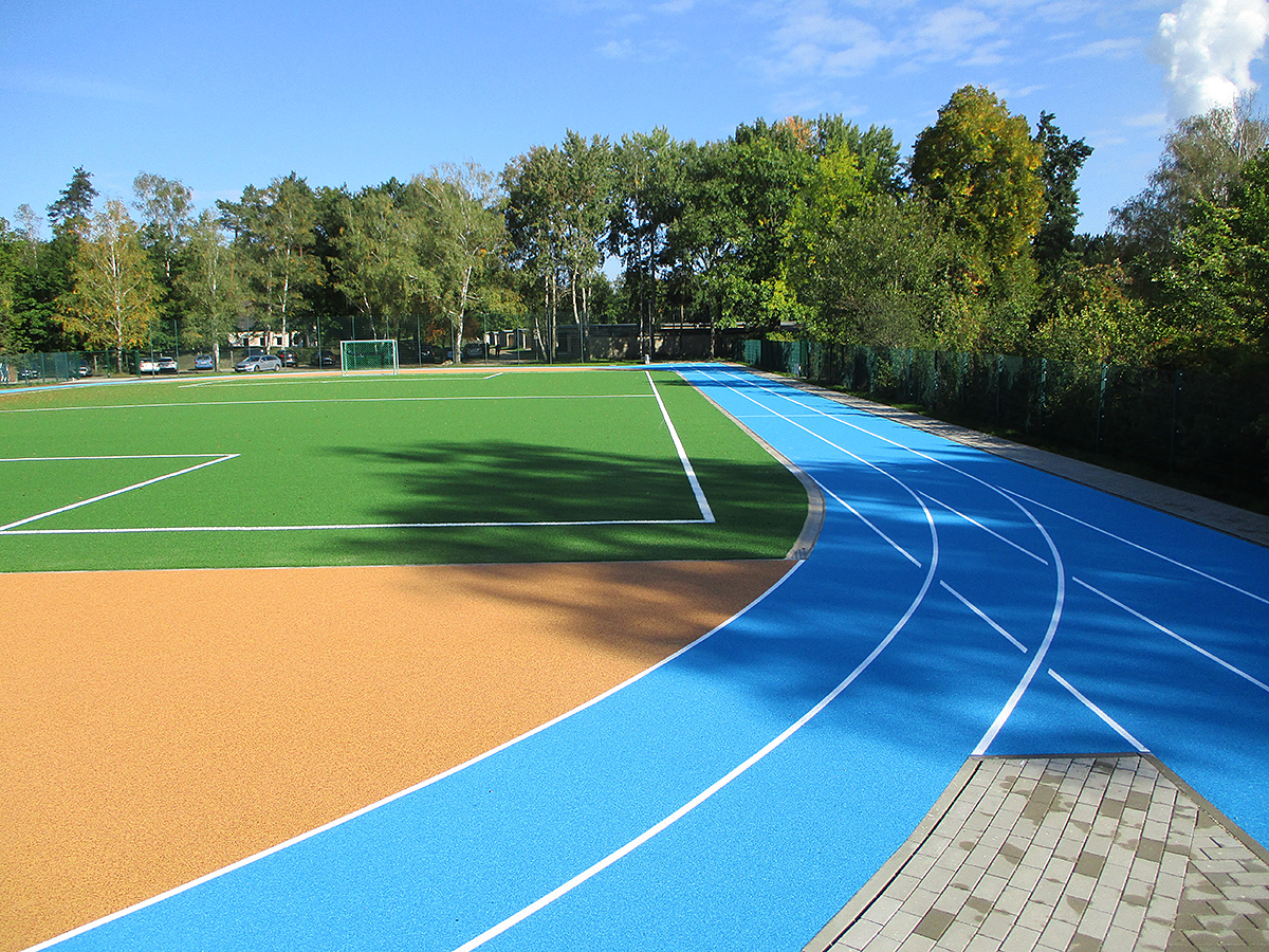 Neubau Schulsportplatz in Schwarze Pumpe