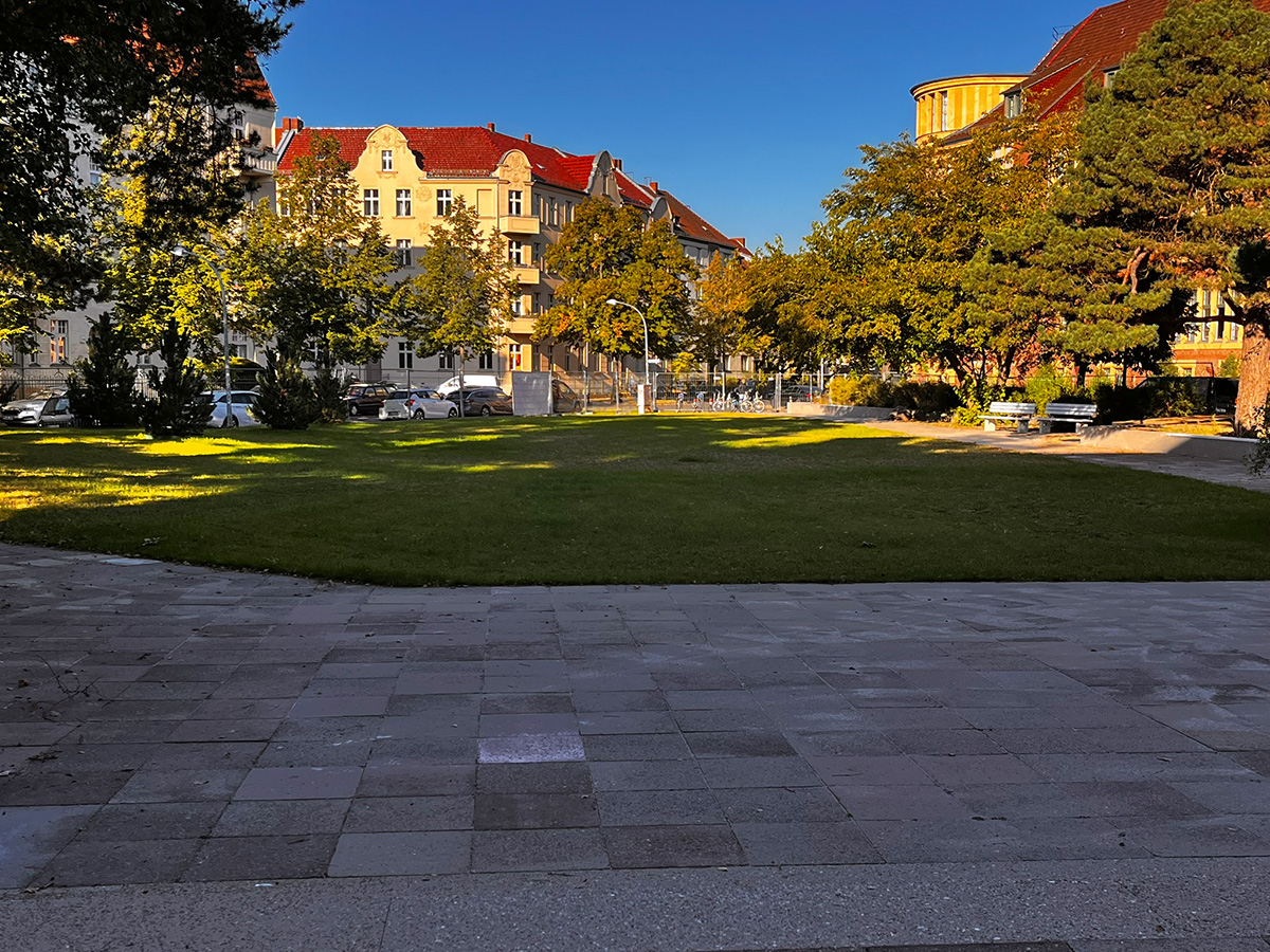 Sanierung des Peter-Weiss-Platzes in Babelsberg